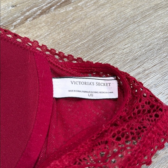 Victoria's Secret Vintage Size L Red Lace Bralette with Racerback - Picture 2 of 8